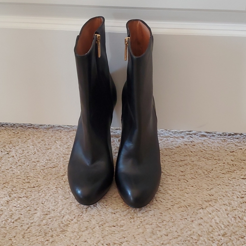 Louise et Cie Leather High-heeled Black Boots